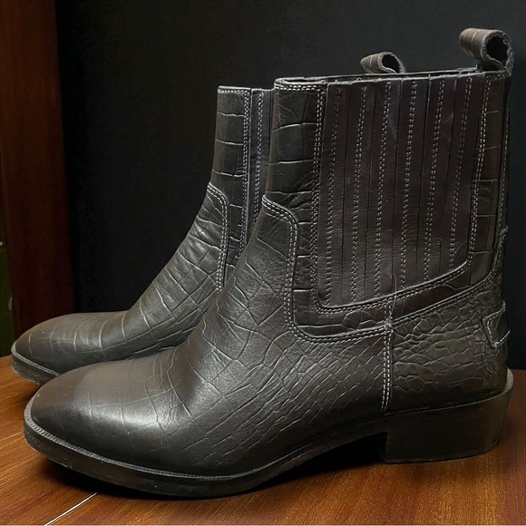 Women's 8.5 VINTAGE FOUNDRY CO. Black Square Black Leather Main Chelsea Boots - Picture 1 of 10